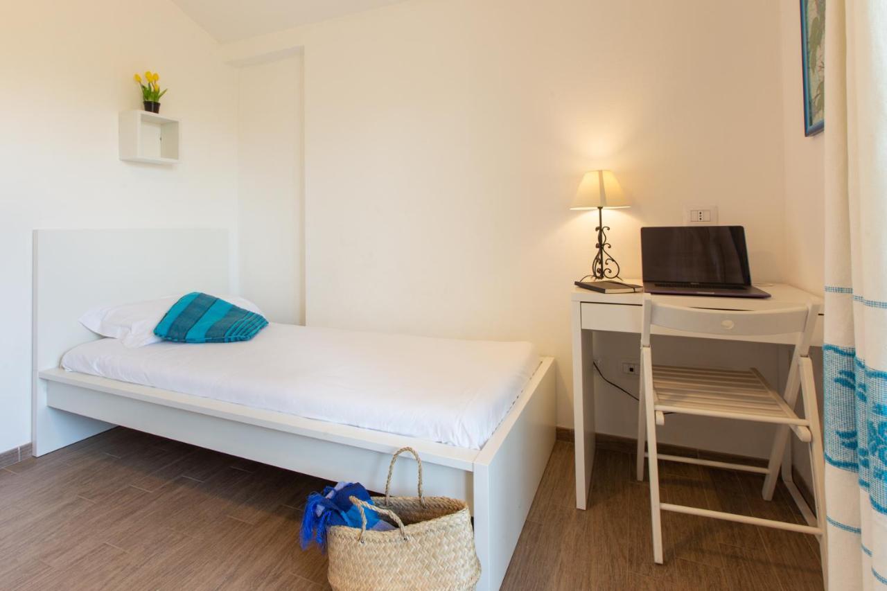 Sardinia Hostay Holiday House With Garden Sant'Isidoro Sant Isidoro  ภายนอก รูปภาพ